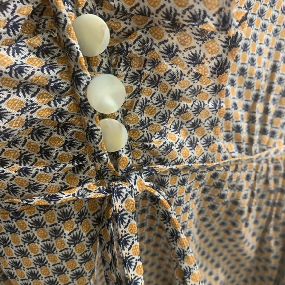 J. CREW Blouse Size 4 - Picture 6 of 9
